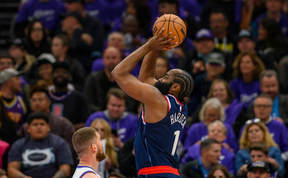 雷竞技体育 -洛杉矶快船迎欧篮联关键赛，清晨调整名单，质疑声仍在，阵容厚度经受考验(洛杉矶快船队历年阵容)