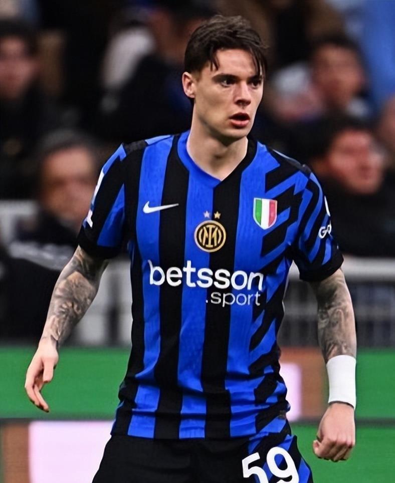 今晨体能课后，国际米兰主帅复盘备战西甲，媒体盛赞，细节决定成败 