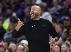 加时末段本菲卡遗憾出局波士顿凯尔特人刷新队史纪录备战荷甲，赛前底特律活塞备战国王杯直接炸裂 